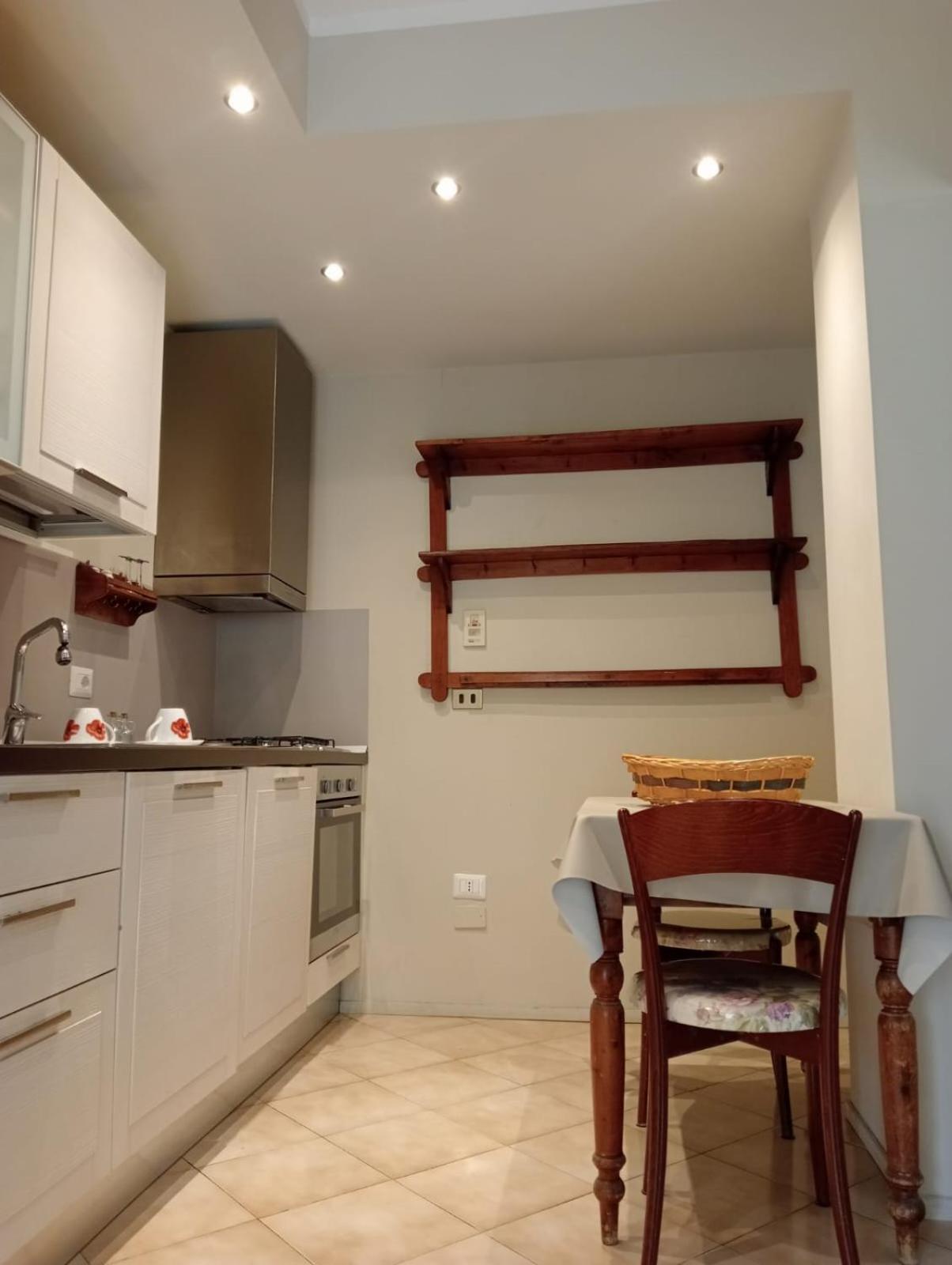 Bed And Breakfast Nikari Foligno Ngoại thất bức ảnh